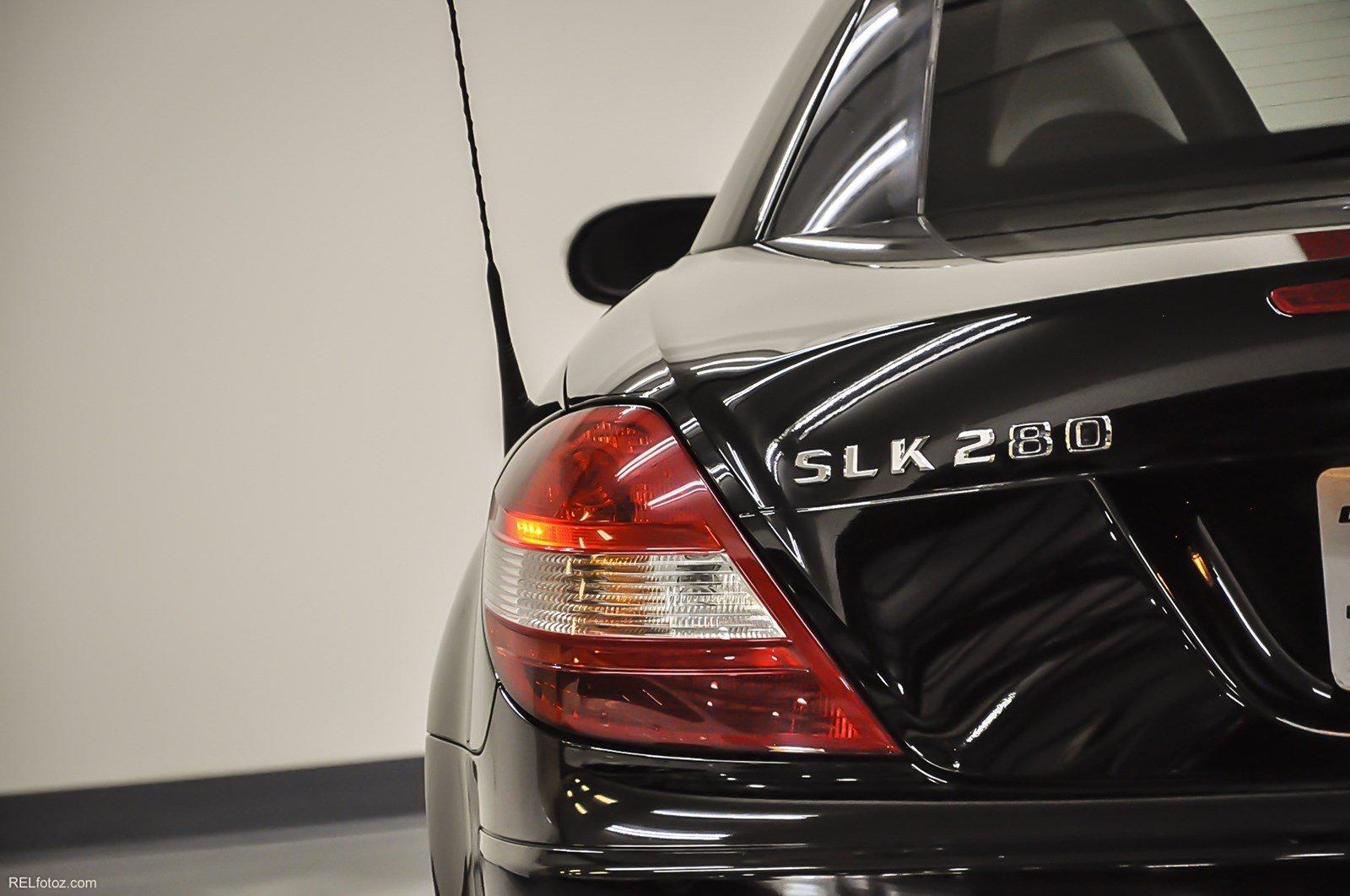 Used 2007 Mercedes-Benz SLK-Class 3.0L for sale Sold at Gravity Autos Marietta in Marietta GA 30060 7