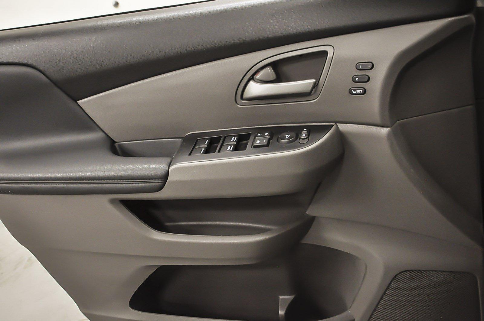 Used 2013 Honda Odyssey Touring for sale Sold at Gravity Autos Marietta in Marietta GA 30060 22