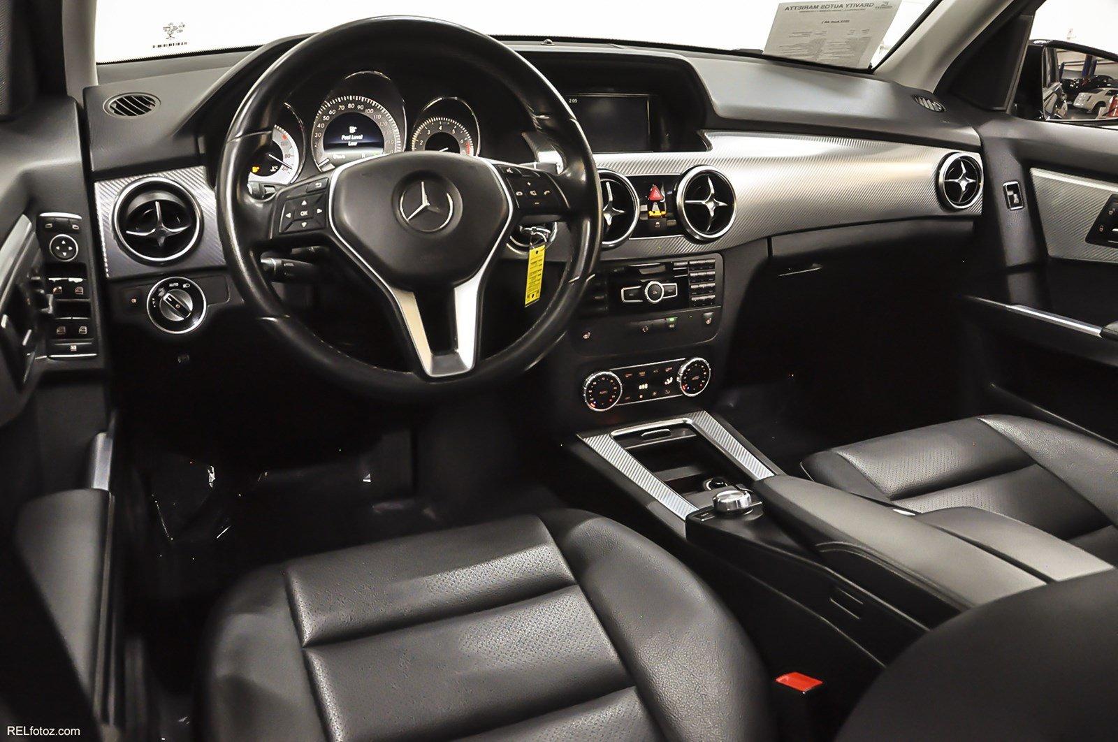 Used 2015 Mercedes-Benz GLK-Class GLK 350 for sale Sold at Gravity Autos Marietta in Marietta GA 30060 9