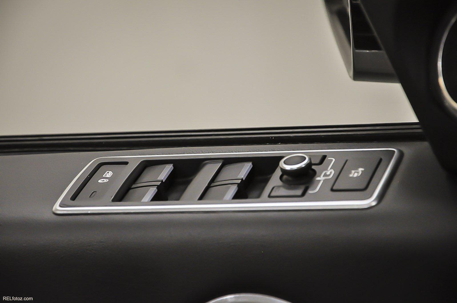 Used 2014 Land Rover Range Rover HSE for sale Sold at Gravity Autos Marietta in Marietta GA 30060 25