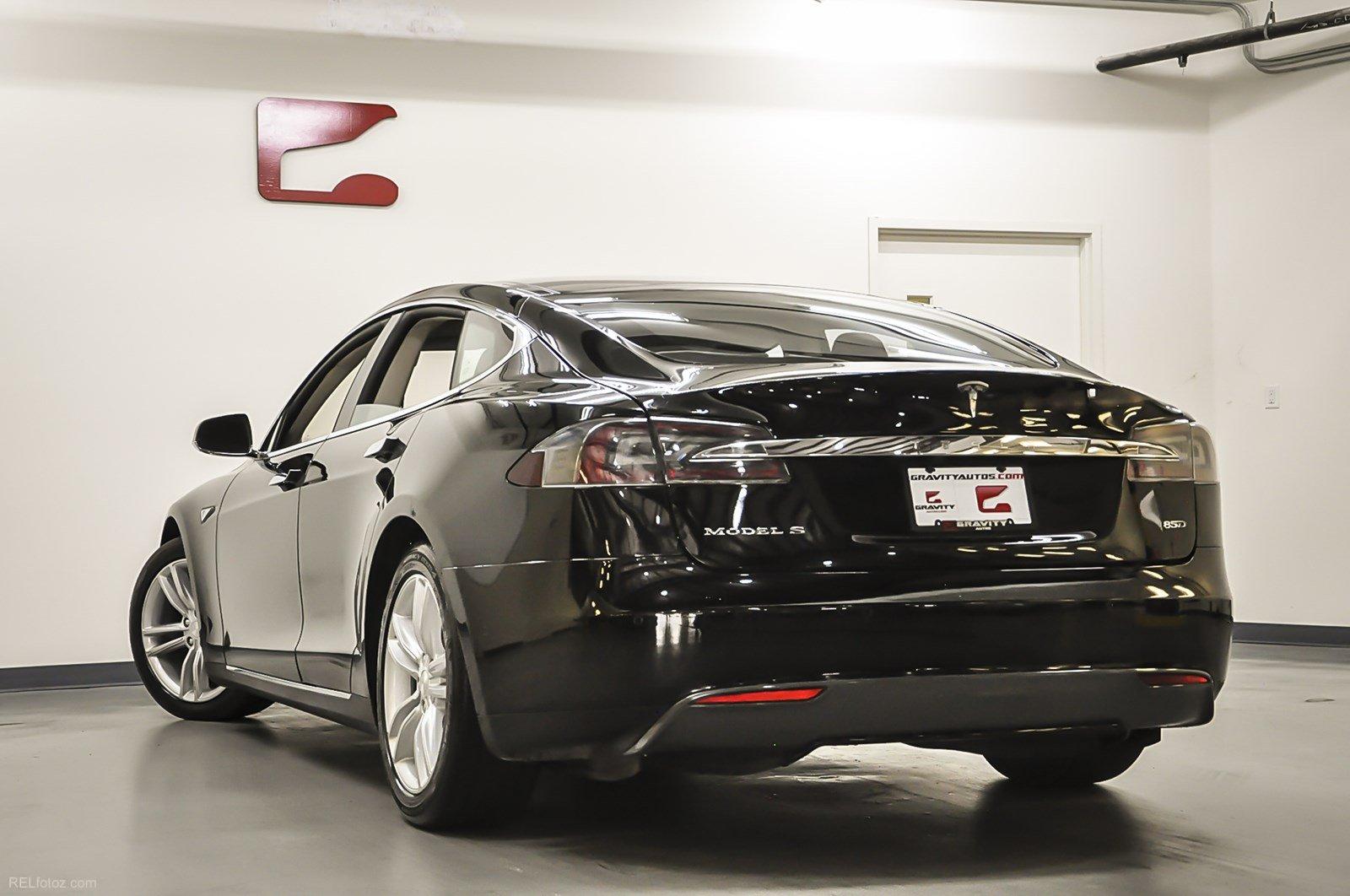 Used 2015 Tesla Model S 85D for sale Sold at Gravity Autos Marietta in Marietta GA 30060 3