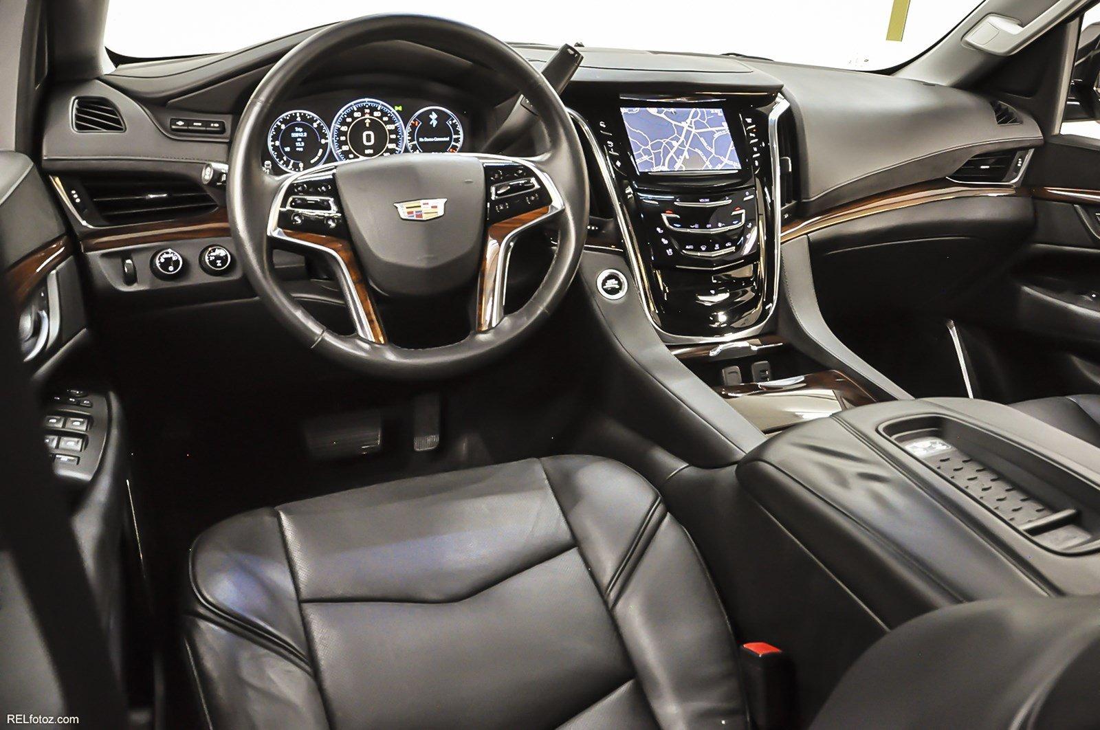 Used 2015 Cadillac Escalade ESV Luxury for sale Sold at Gravity Autos Marietta in Marietta GA 30060 9