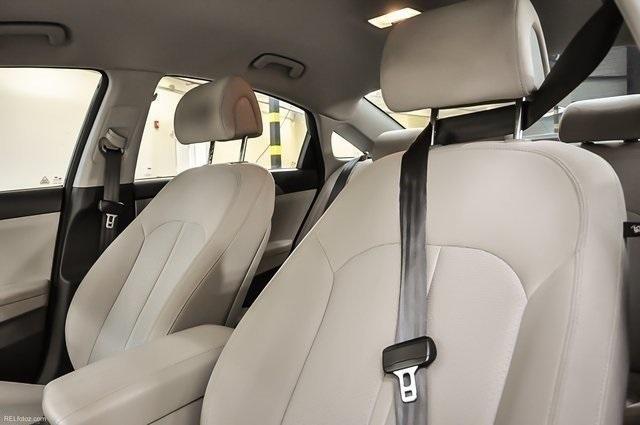Used 2015 Hyundai Sonata SE for sale Sold at Gravity Autos Marietta in Marietta GA 30060 11