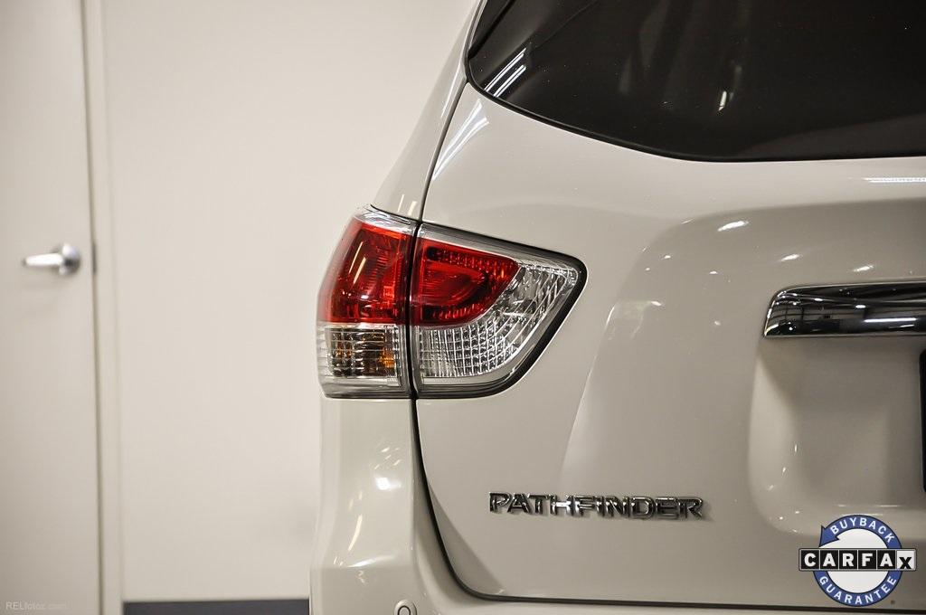 Used 2014 Nissan Pathfinder Platinum for sale Sold at Gravity Autos Marietta in Marietta GA 30060 6