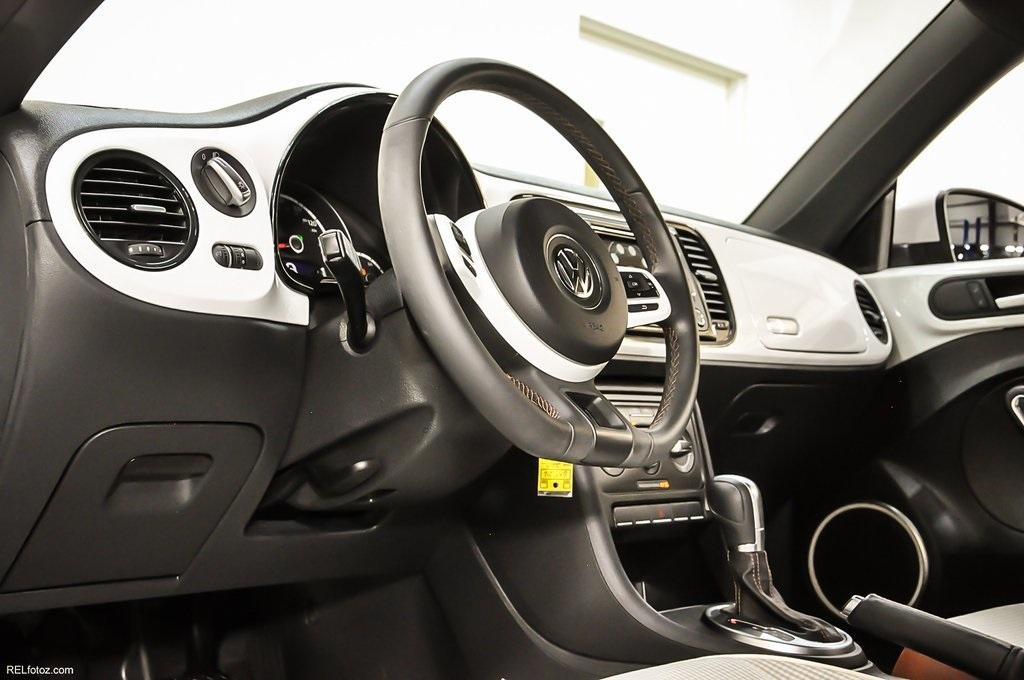 Used 2015 Volkswagen Beetle 1.8T Classic for sale Sold at Gravity Autos Marietta in Marietta GA 30060 11