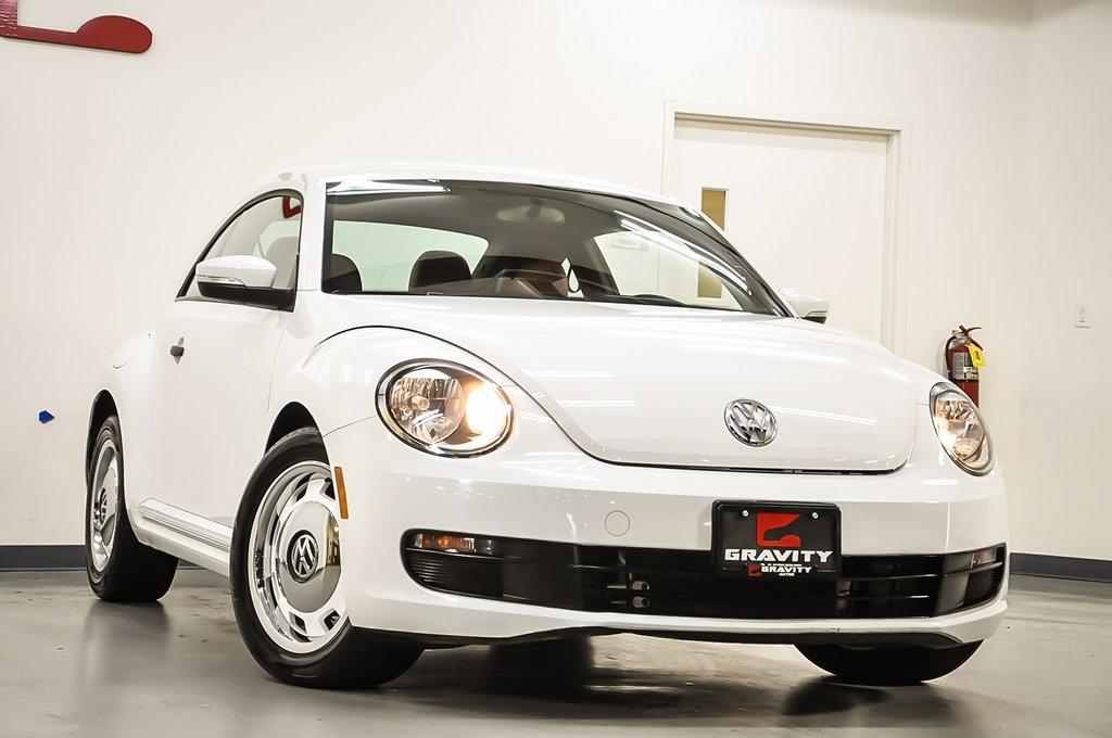 Used 2015 Volkswagen Beetle 1.8T Classic for sale Sold at Gravity Autos Marietta in Marietta GA 30060 2