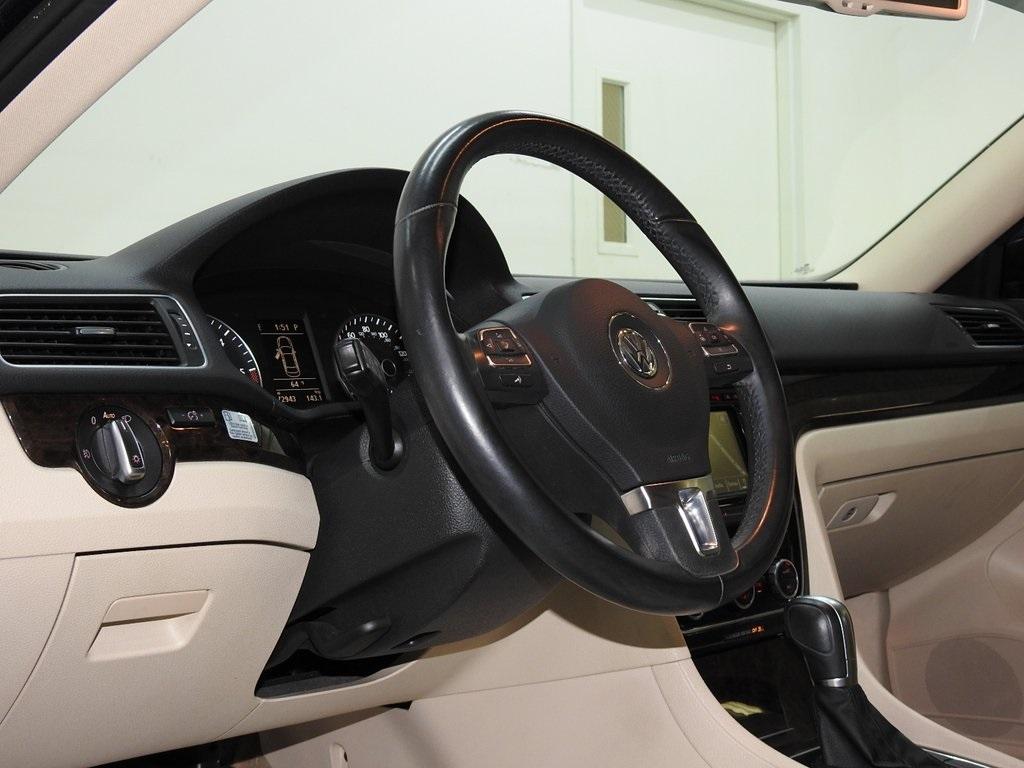 Used 2014 Volkswagen Passat TDI SEL Premium for sale Sold at Gravity Autos Marietta in Marietta GA 30060 21