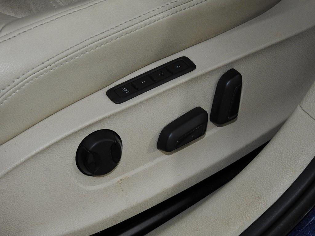 Used 2014 Volkswagen Passat TDI SEL Premium for sale Sold at Gravity Autos Marietta in Marietta GA 30060 37