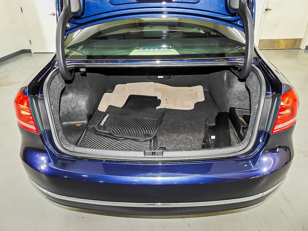 Used 2014 Volkswagen Passat TDI SEL Premium for sale Sold at Gravity Autos Marietta in Marietta GA 30060 42