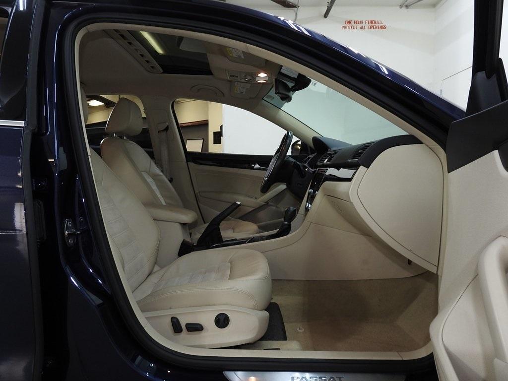 Used 2014 Volkswagen Passat TDI SEL Premium for sale Sold at Gravity Autos Marietta in Marietta GA 30060 44