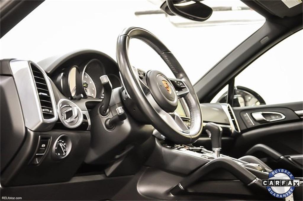 Used 2016 Porsche Cayenne S Hybrid for sale Sold at Gravity Autos Marietta in Marietta GA 30060 9