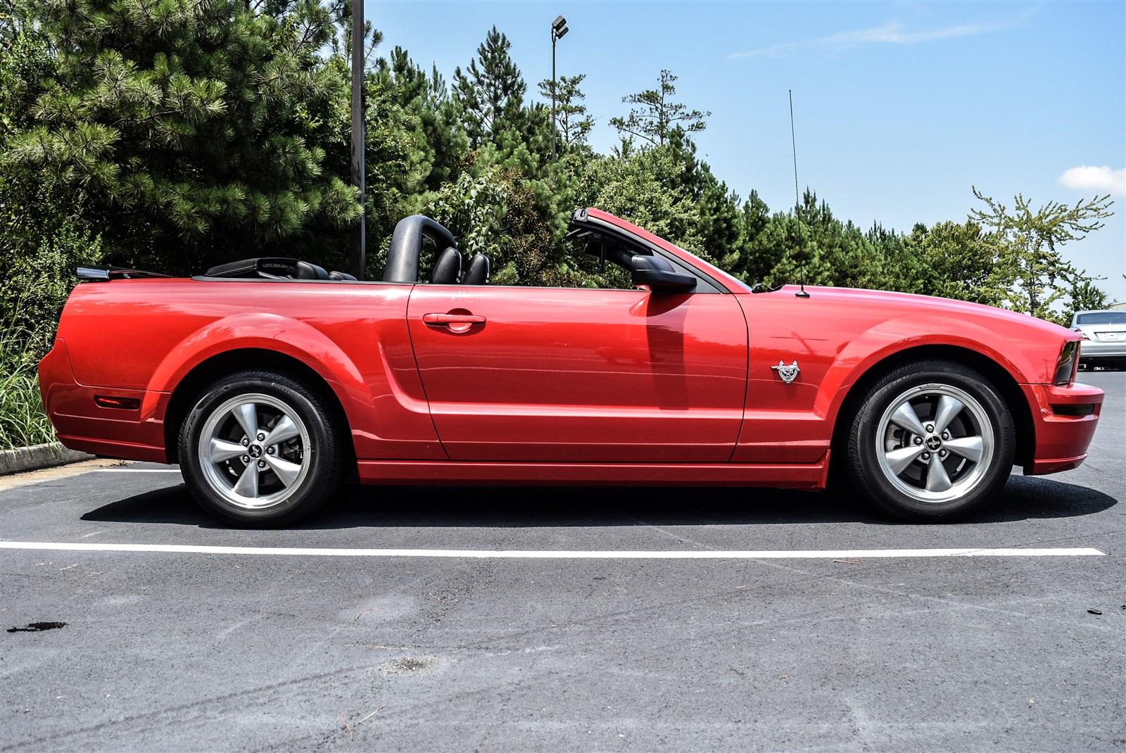 Used 2009 Ford Mustang GT Premium for sale Sold at Gravity Autos Marietta in Marietta GA 30060 22