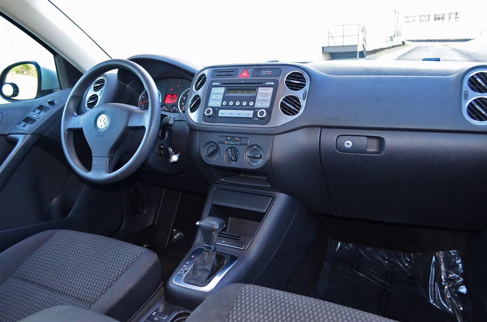Used 2009 Volkswagen Tiguan S for sale Sold at Gravity Autos Marietta in Marietta GA 30060 21