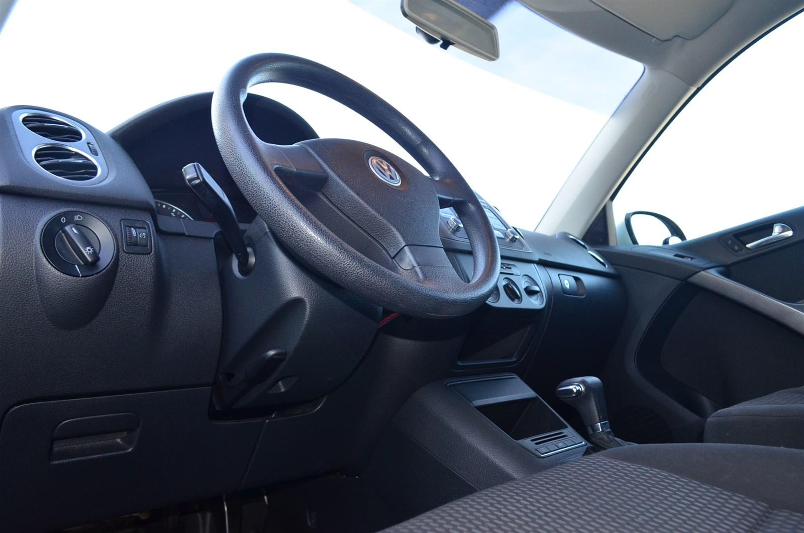 Used 2009 Volkswagen Tiguan S for sale Sold at Gravity Autos Marietta in Marietta GA 30060 22