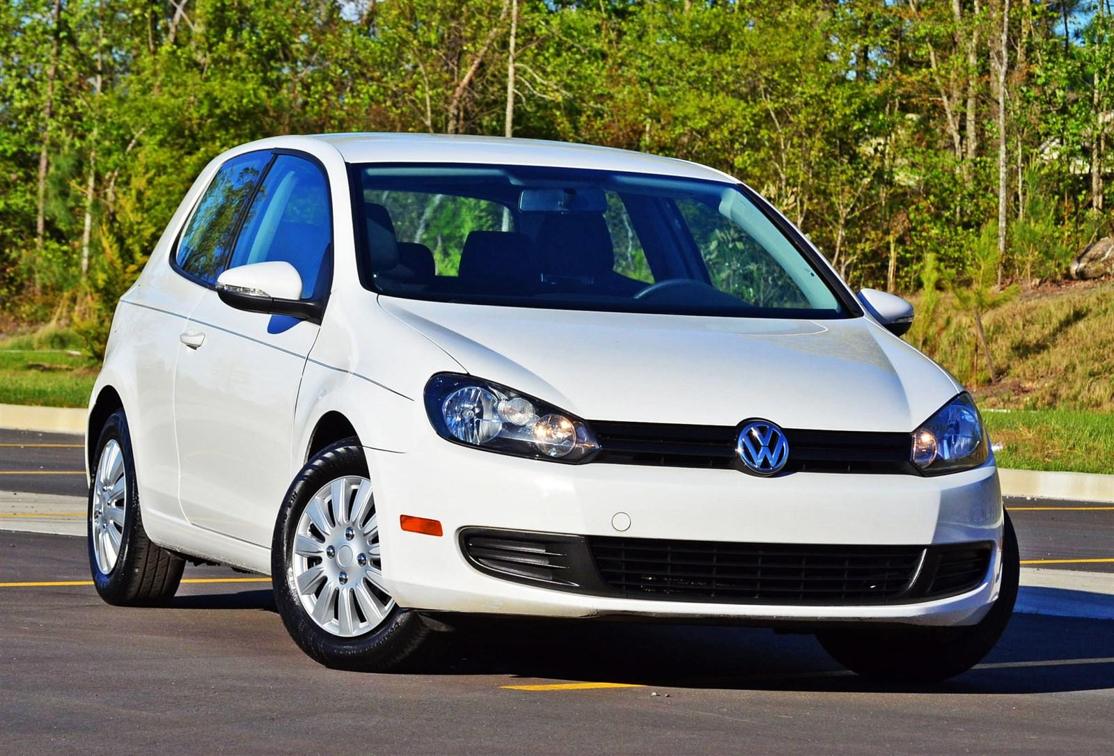 Used 2012 Volkswagen Golf for sale Sold at Gravity Autos Marietta in Marietta GA 30060 3