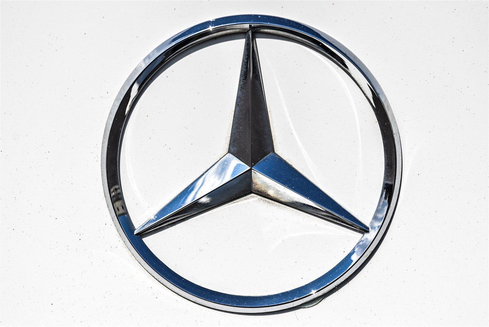 Used 2008 Mercedes-Benz C-Class 3.0L Luxury for sale Sold at Gravity Autos Marietta in Marietta GA 30060 22