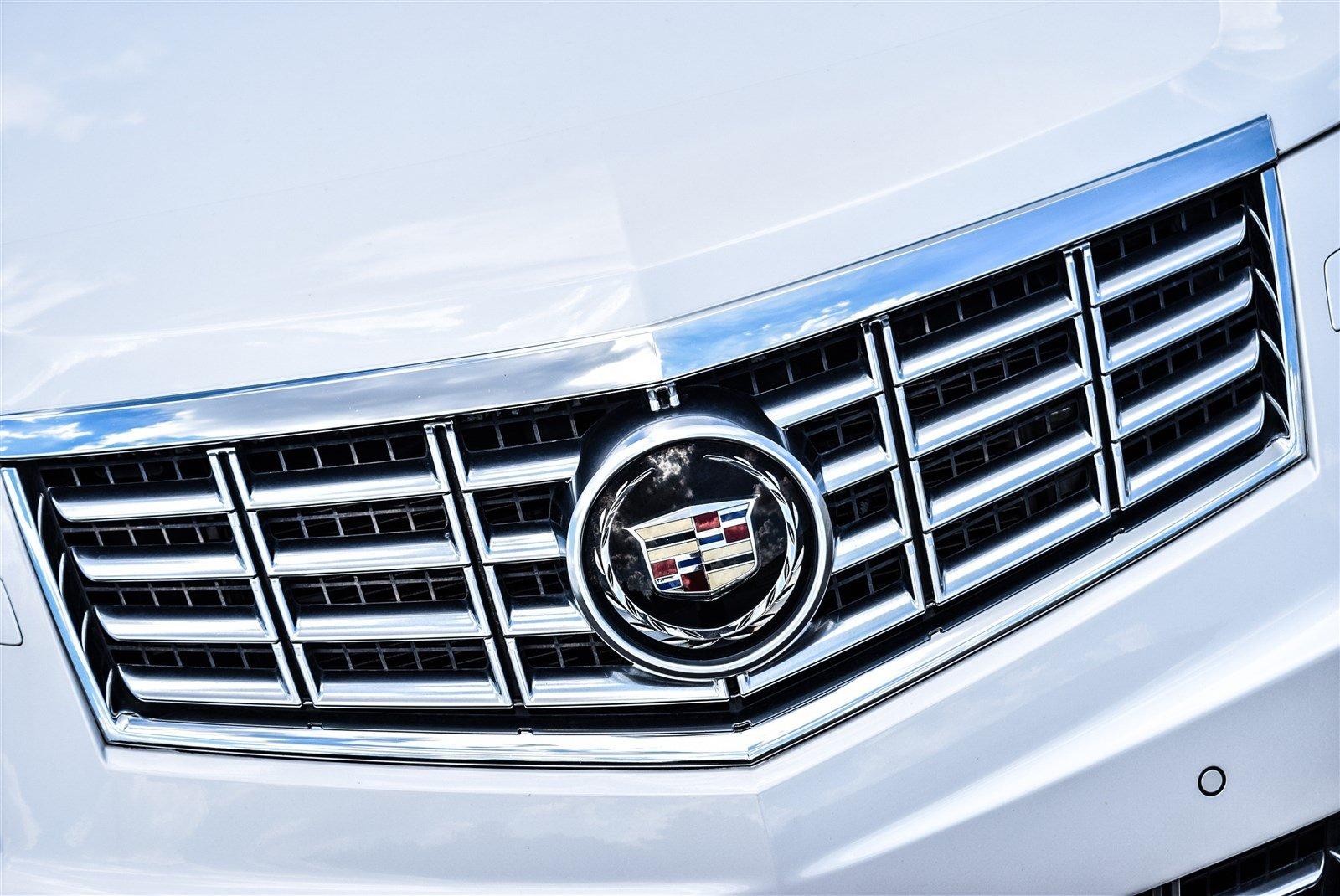 Used 2014 Cadillac SRX Premium Collection for sale Sold at Gravity Autos Marietta in Marietta GA 30060 8
