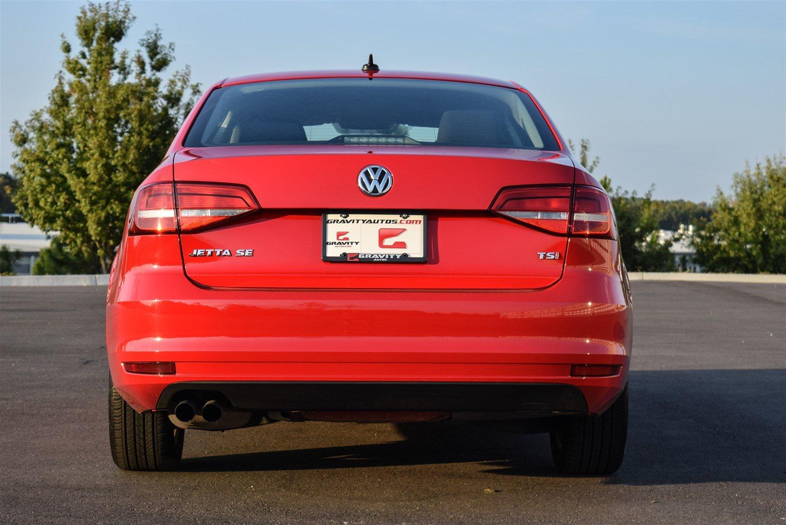 Used 2015 Volkswagen Jetta Sedan 1.8T SE for sale Sold at Gravity Autos Marietta in Marietta GA 30060 14