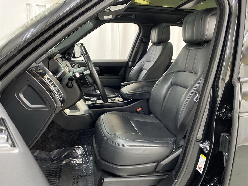 Used 2018 Land Rover Range Rover 3.0L V6 Supercharged HSE for sale Sold at Gravity Autos Marietta in Marietta GA 30060 9