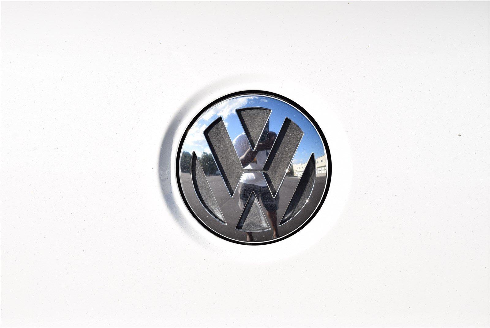 Used 2011 Volkswagen CC R-Line for sale Sold at Gravity Autos Marietta in Marietta GA 30060 18