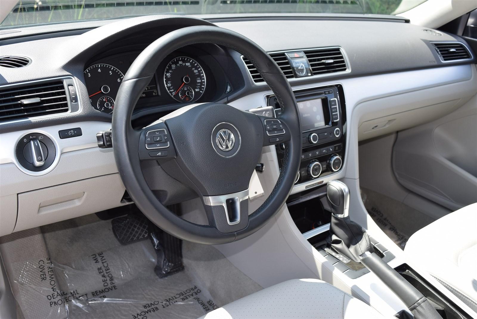 Used 2012 Volkswagen Passat SE for sale Sold at Gravity Autos Marietta in Marietta GA 30060 32