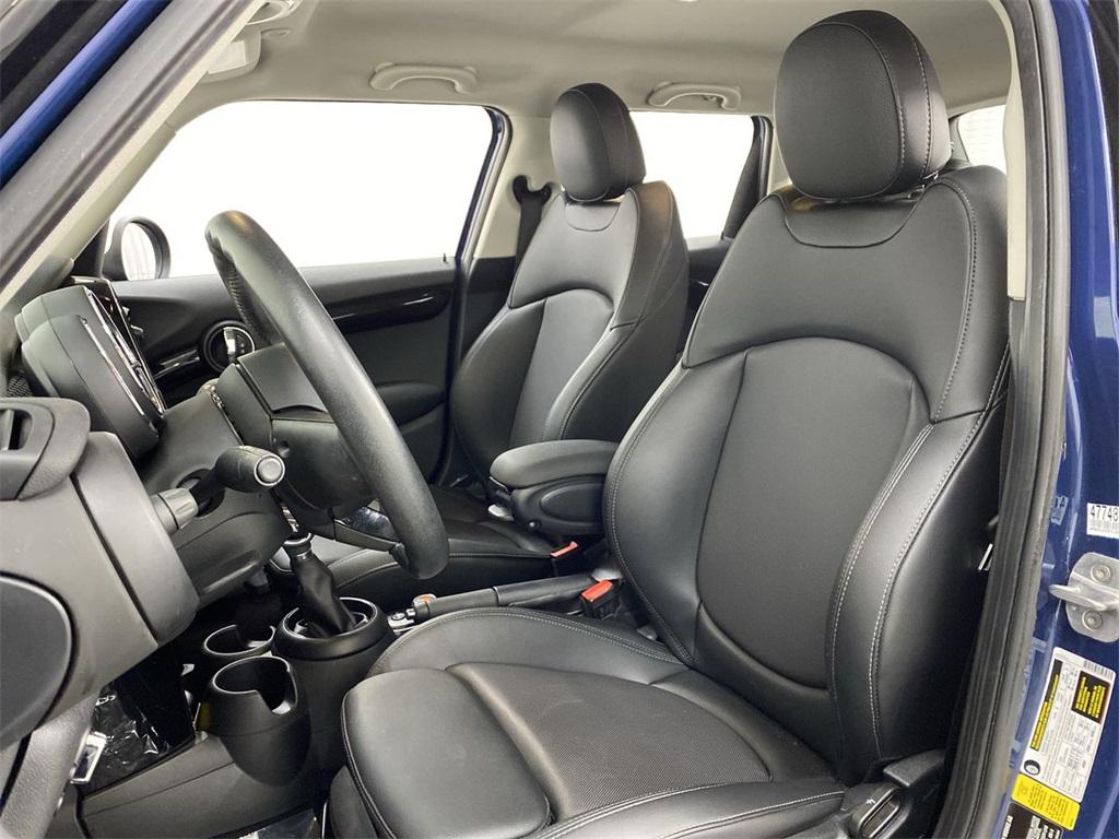 Used 2018 MINI Cooper S Base for sale Sold at Gravity Autos Marietta in Marietta GA 30060 15
