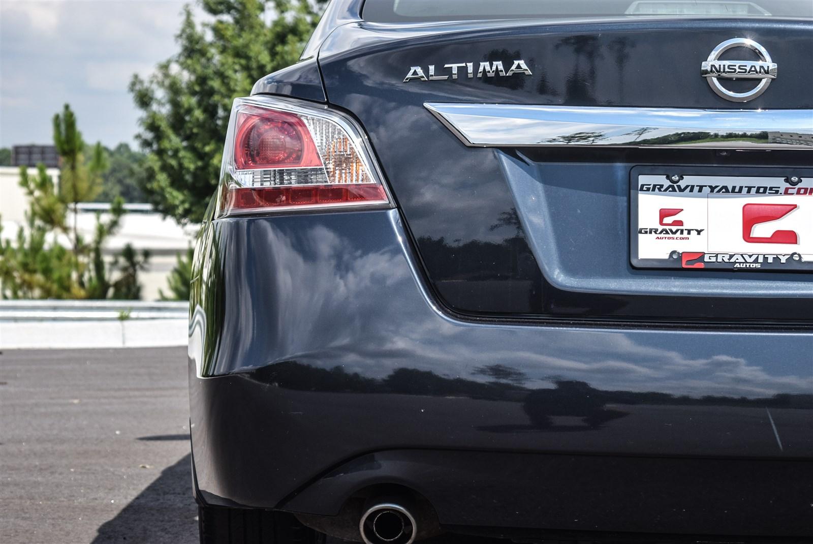 Used 2014 Nissan Altima 2.5 for sale Sold at Gravity Autos Marietta in Marietta GA 30060 13