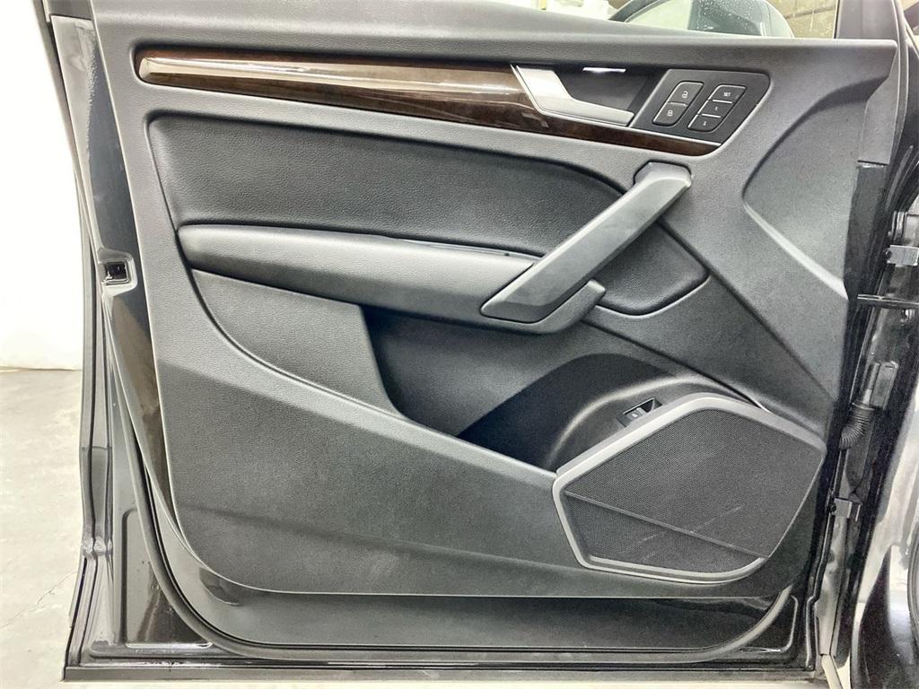 Used 2018 Audi Q5 2.0T Premium for sale Sold at Gravity Autos Marietta in Marietta GA 30060 17