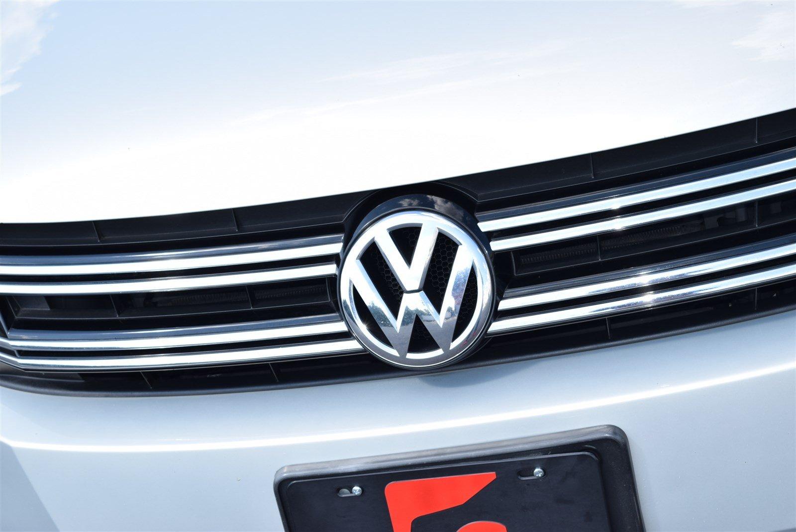 Used 2012 Volkswagen Tiguan SE for sale Sold at Gravity Autos Marietta in Marietta GA 30060 9