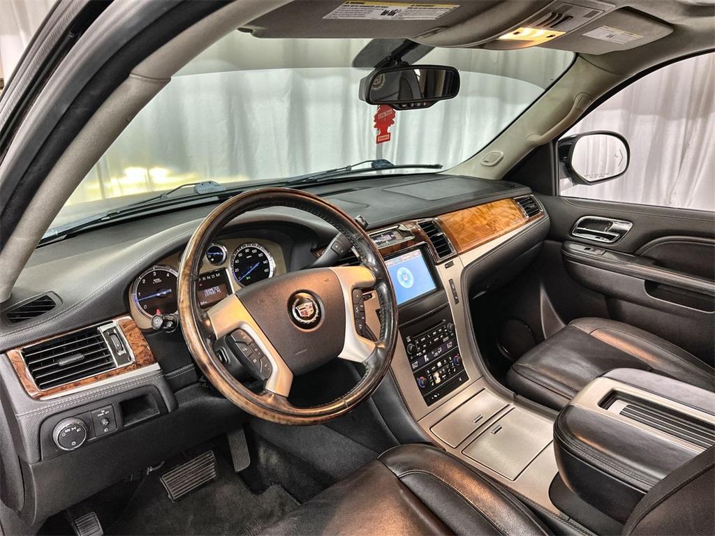 Used 2014 Cadillac Escalade ESV Platinum Edition for sale $15,999 at Gravity Autos Marietta in Marietta GA 30060 39