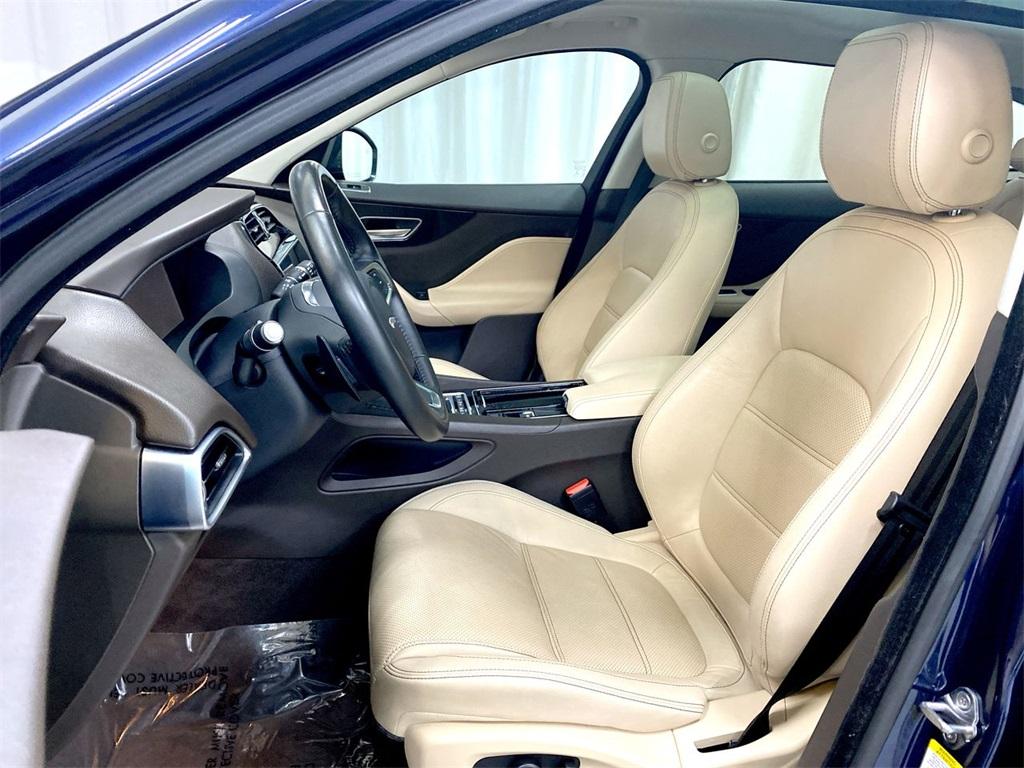 Used 2018 Jaguar F-PACE 25t Prestige for sale $37,431 at Gravity Autos Marietta in Marietta GA 30060 15