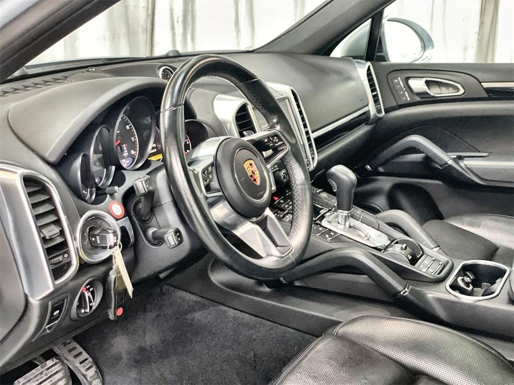 Used 2017 Porsche Cayenne Platinum Edition for sale $45,941 at Gravity Autos Marietta in Marietta GA 30060 24