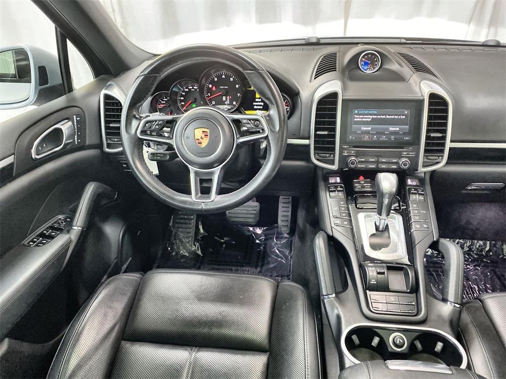 Used 2017 Porsche Cayenne Platinum Edition for sale $45,941 at Gravity Autos Marietta in Marietta GA 30060 38