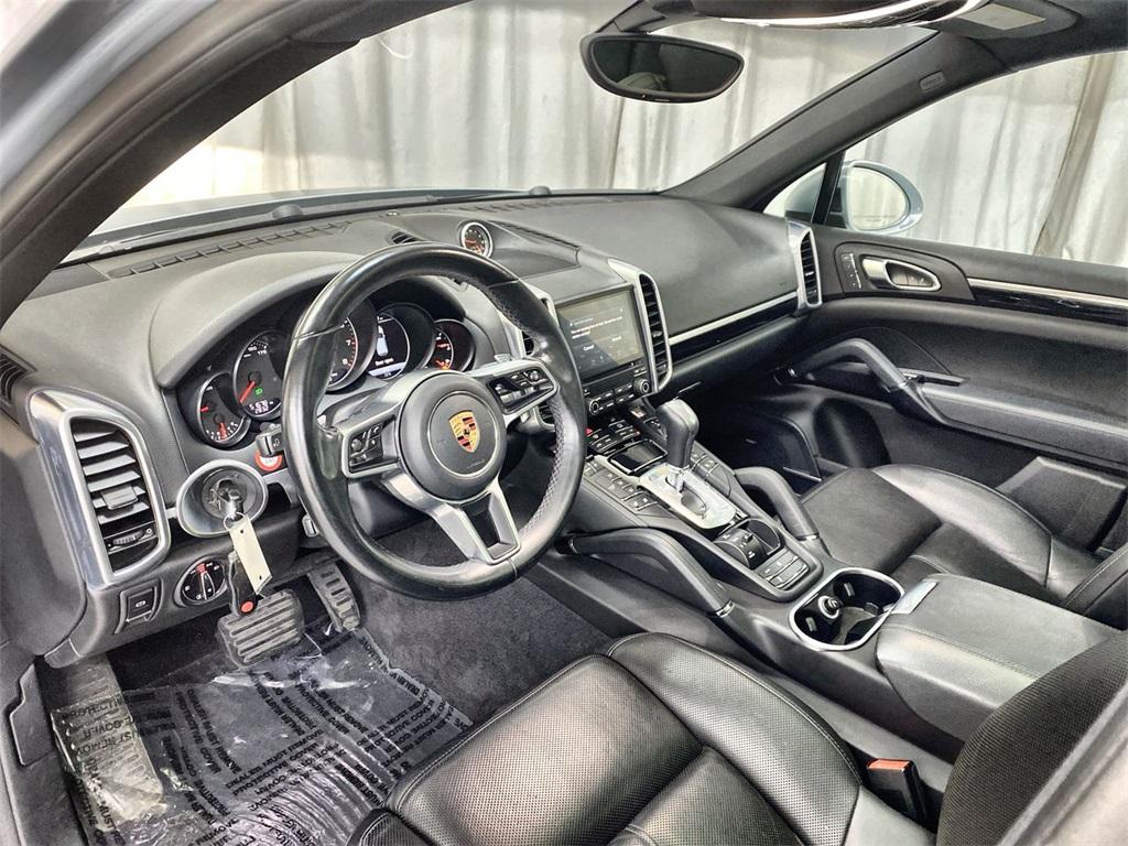 Used 2017 Porsche Cayenne Platinum Edition for sale $45,941 at Gravity Autos Marietta in Marietta GA 30060 40