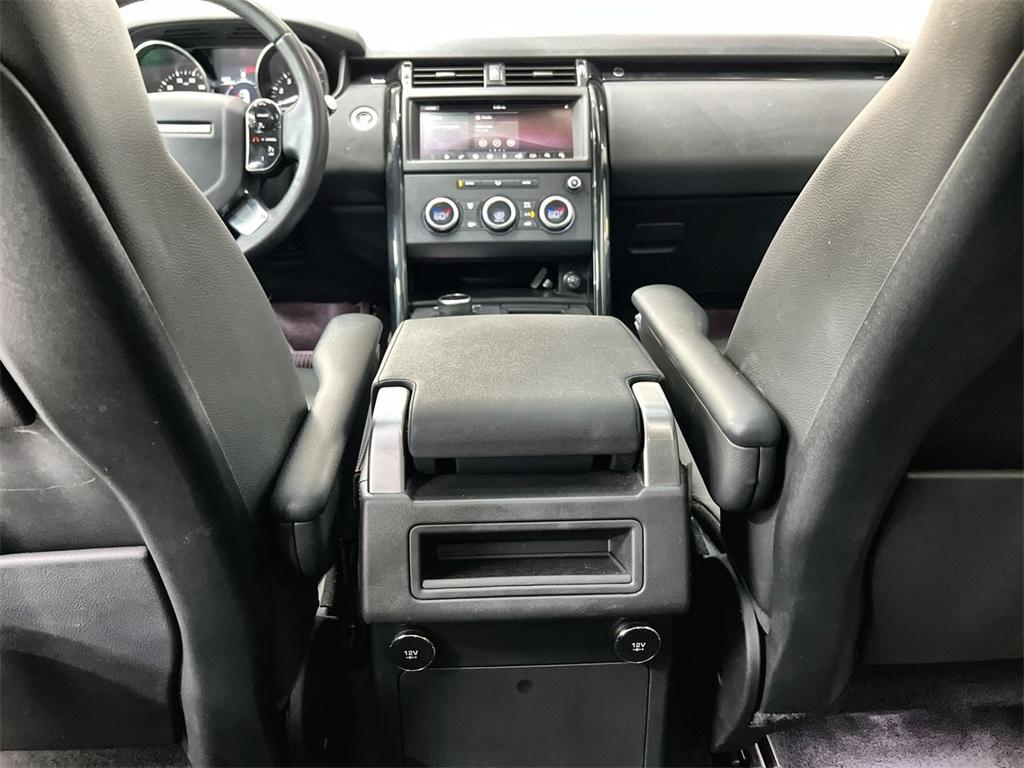 Used 2020 Land Rover Discovery SE for sale $46,759 at Gravity Autos Marietta in Marietta GA 30060 43