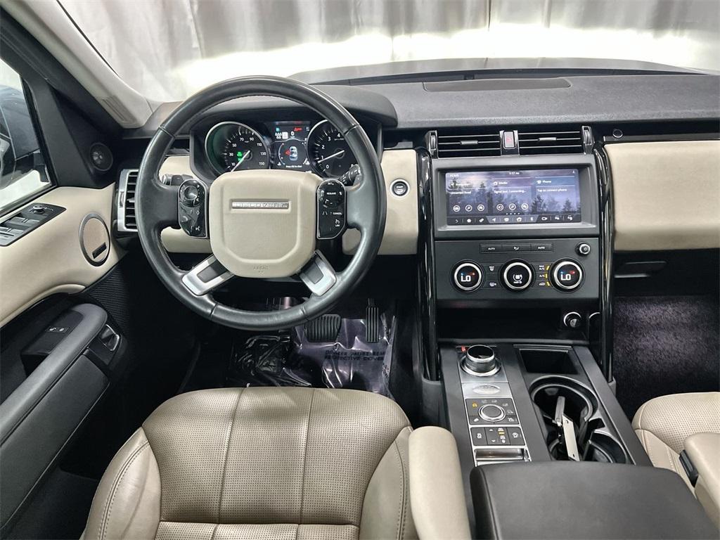 Used 2019 Land Rover Discovery SE for sale $38,998 at Gravity Autos Marietta in Marietta GA 30060 38
