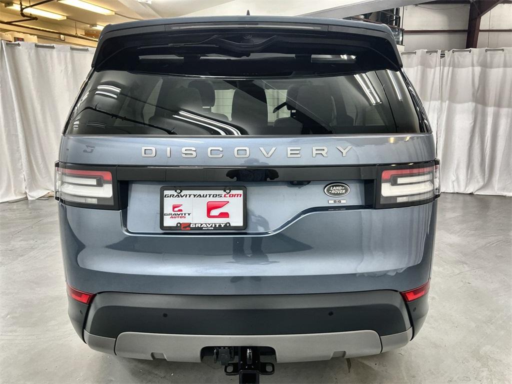 Used 2019 Land Rover Discovery SE for sale $38,998 at Gravity Autos Marietta in Marietta GA 30060 7