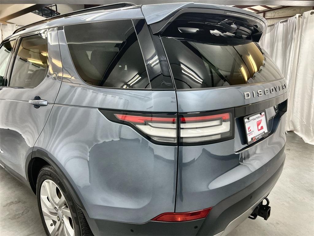 Used 2019 Land Rover Discovery SE for sale $38,998 at Gravity Autos Marietta in Marietta GA 30060 9
