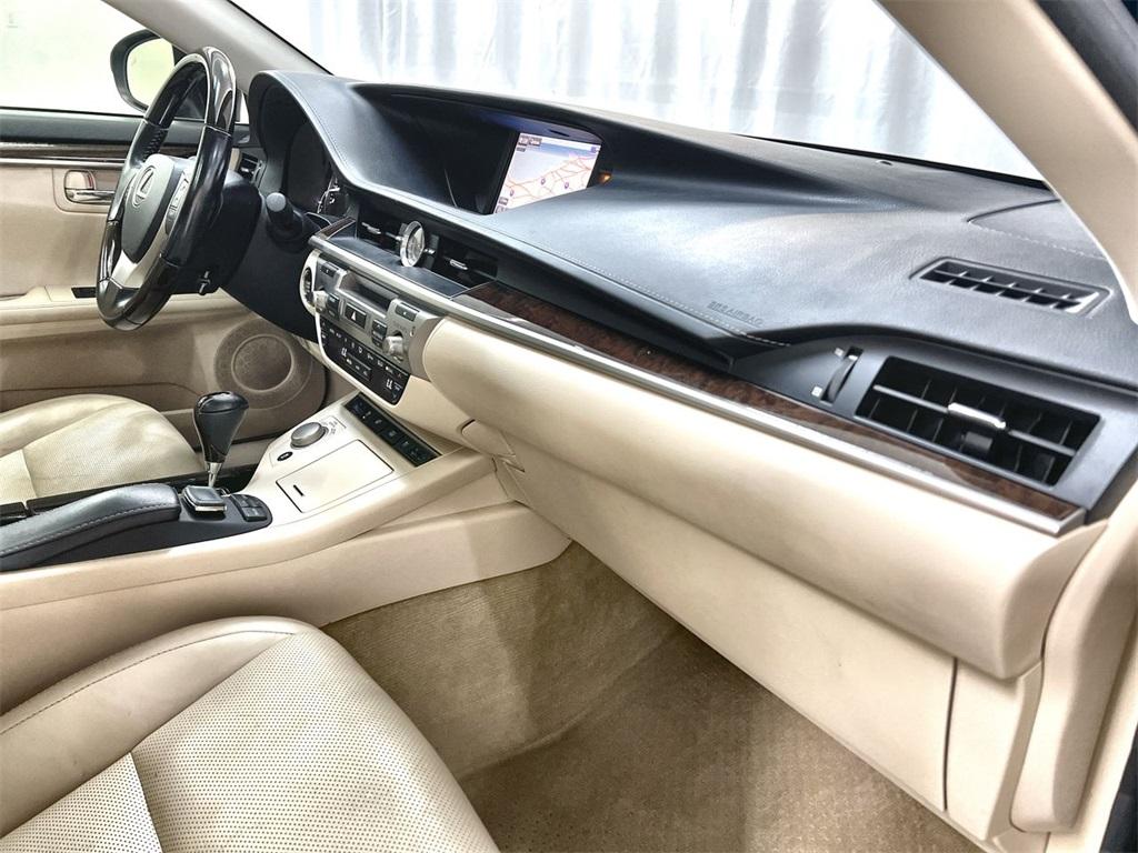 Used 2015 Lexus ES 350 for sale $25,662 at Gravity Autos Marietta in Marietta GA 30060 20