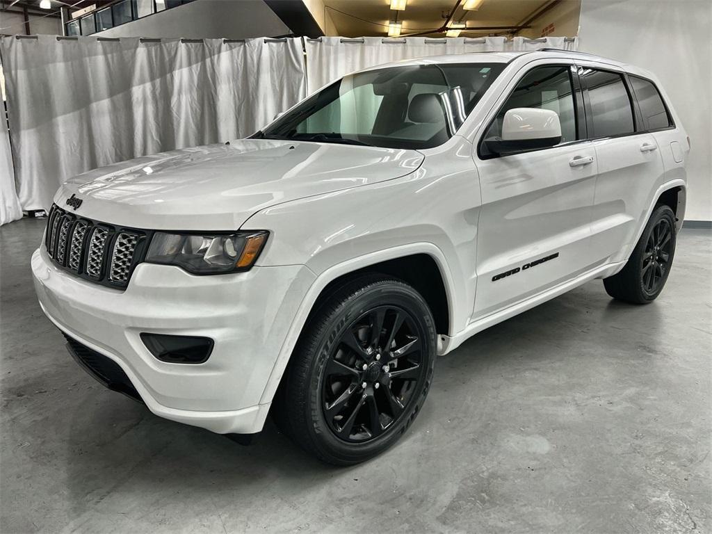 Used 2019 Jeep Grand Cherokee Altitude for sale $37,648 at Gravity Autos Marietta in Marietta GA 30060 5