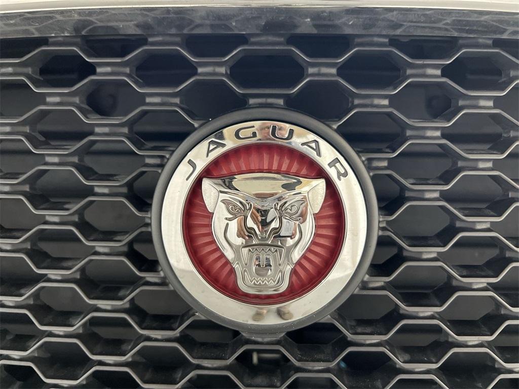 Used 2018 Jaguar F-PACE 25t Prestige for sale $37,169 at Gravity Autos Marietta in Marietta GA 30060 10