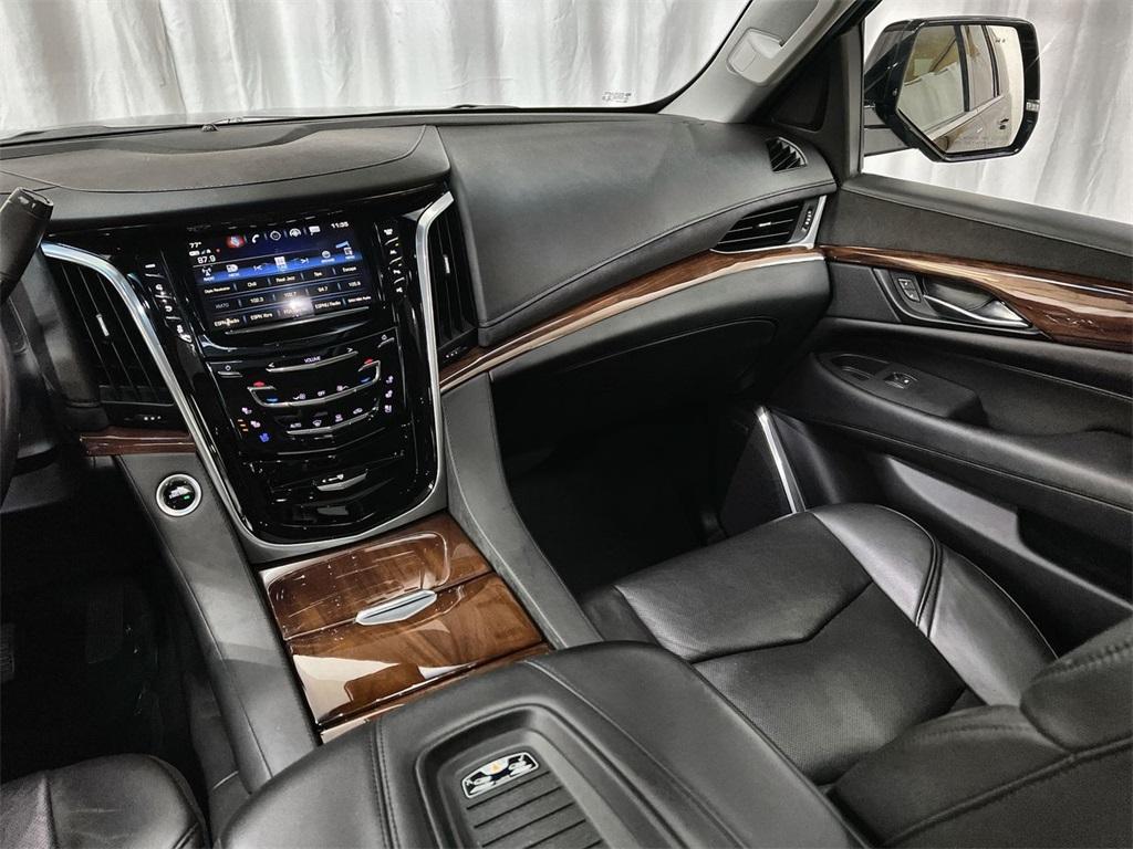 Used 2019 Cadillac Escalade Luxury for sale $58,494 at Gravity Autos Marietta in Marietta GA 30060 37