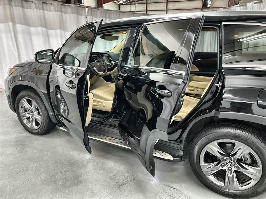 Used 2019 Toyota Highlander Limited for sale $38,919 at Gravity Autos Marietta in Marietta GA 30060 12
