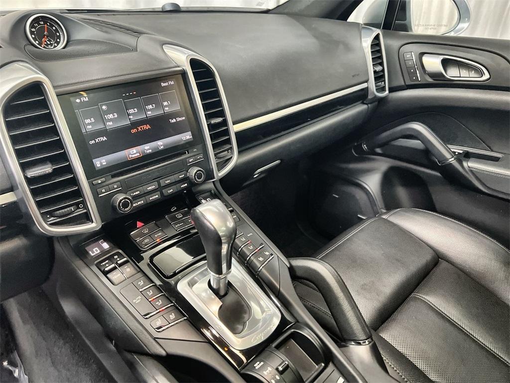 Used 2018 Porsche Cayenne Platinum Edition for sale $46,998 at Gravity Autos Marietta in Marietta GA 30060 33