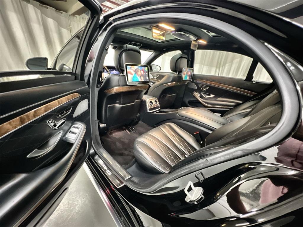 Used 2015 Mercedes-Benz S-Class S 63 AMG for sale $58,998 at Gravity Autos Marietta in Marietta GA 30060 44