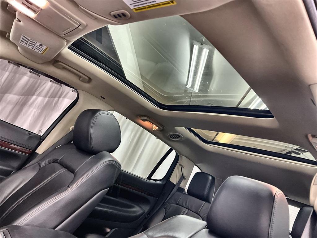 Used 2019 Lincoln MKT Standard for sale $30,498 at Gravity Autos Marietta in Marietta GA 30060 39