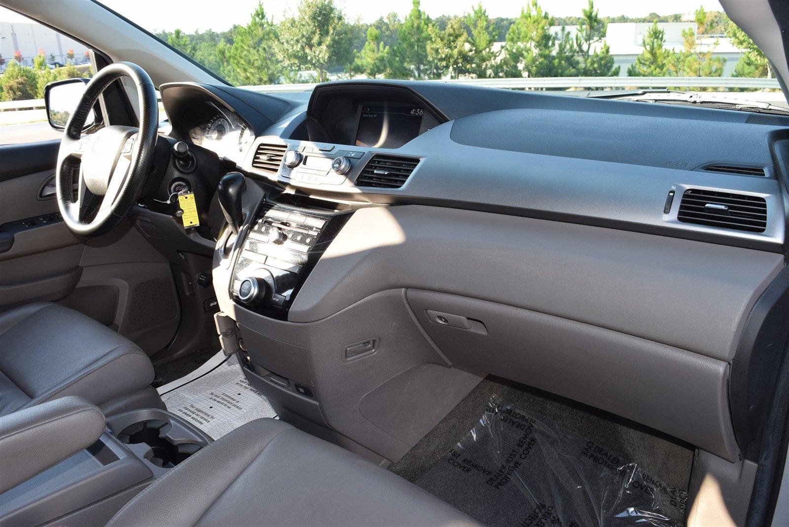 Used 2012 Honda Odyssey EX-L for sale Sold at Gravity Autos Marietta in Marietta GA 30060 42