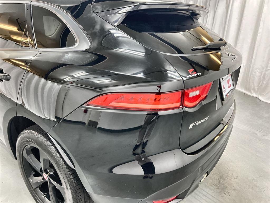 Used 2018 Jaguar F-PACE 30t Premium for sale Sold at Gravity Autos Marietta in Marietta GA 30060 9
