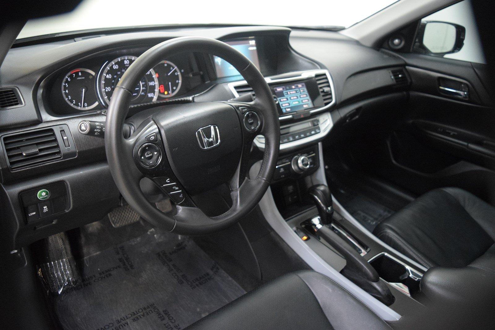 Used 2015 Honda Accord Sedan EX-L for sale Sold at Gravity Autos Marietta in Marietta GA 30060 32
