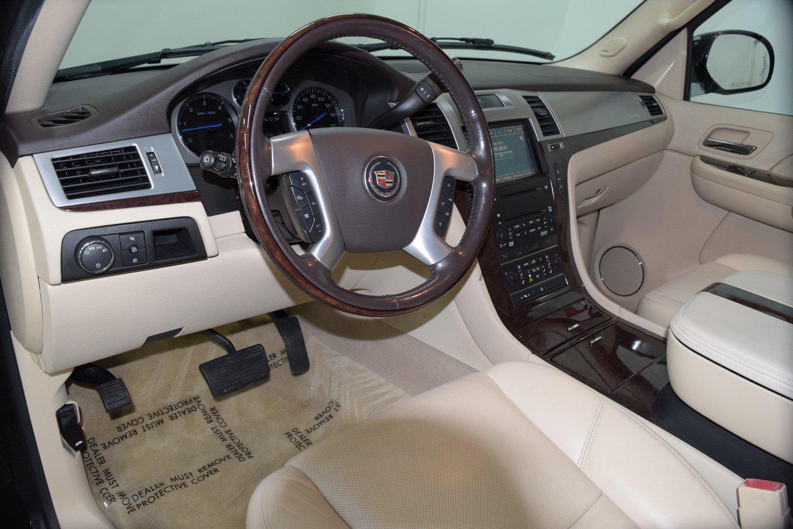 Used 2008 Cadillac Escalade for sale Sold at Gravity Autos Marietta in Marietta GA 30060 35